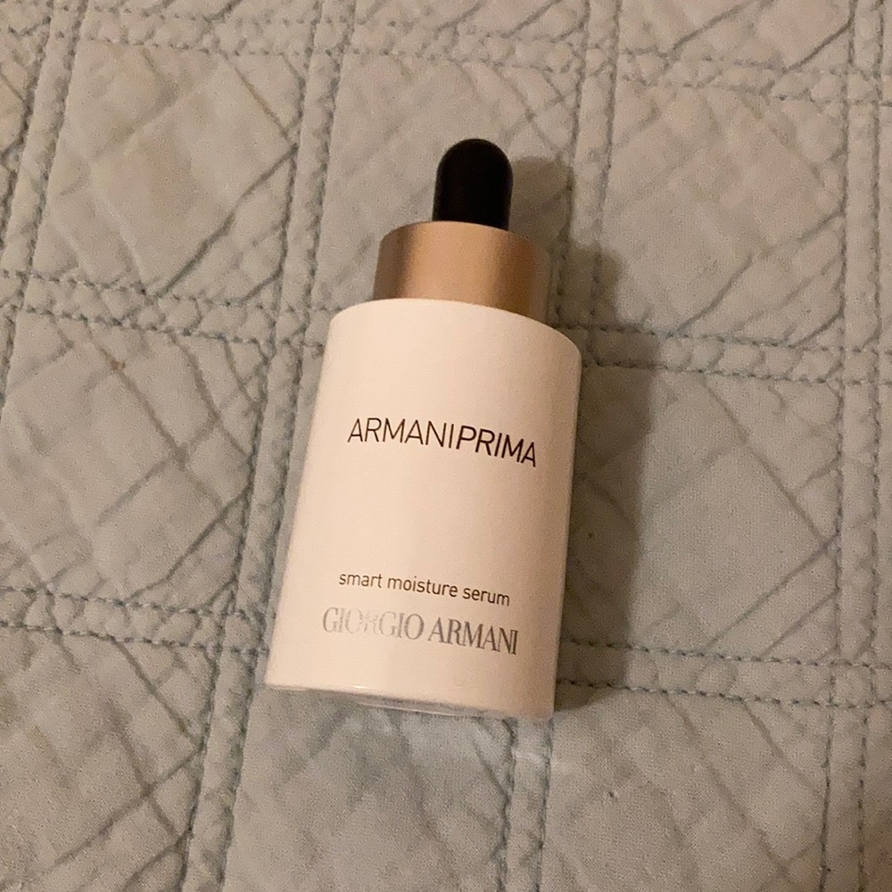 Armani Prima Smart Moisturize Serum